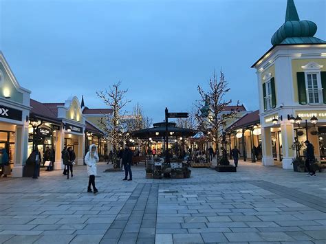 parndorf massimo dutti
